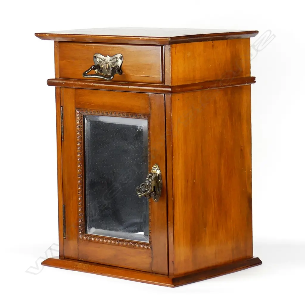 An Edwardian rimu smoker's cabinet Image 1++
