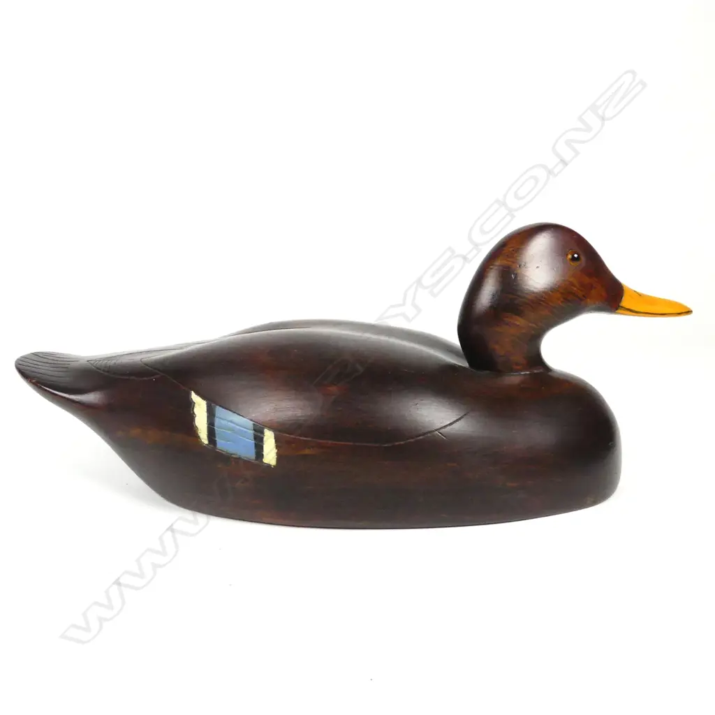 A good 15" hand carved wooden display duck decoy Image 1++
