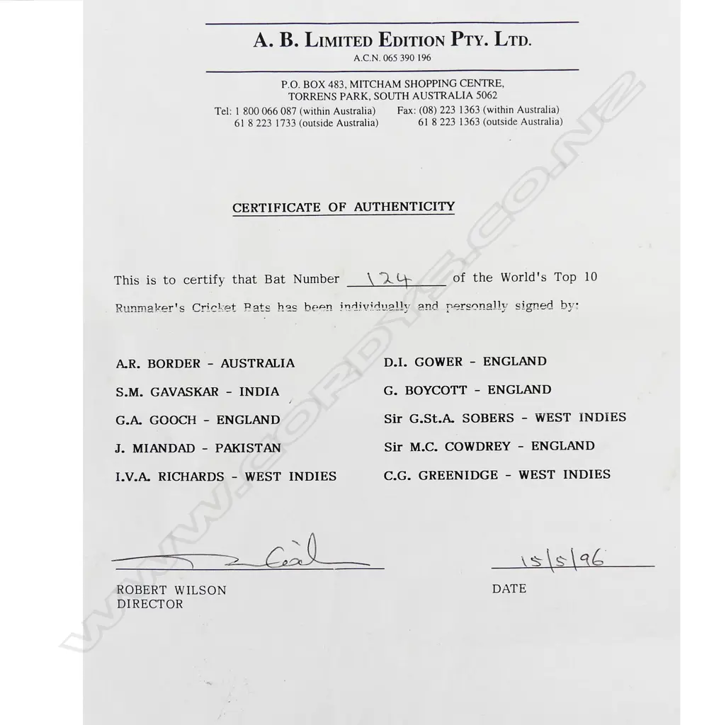 A limited edition 'World's Top 10 Run Maker’s' cricket bat Image 1++