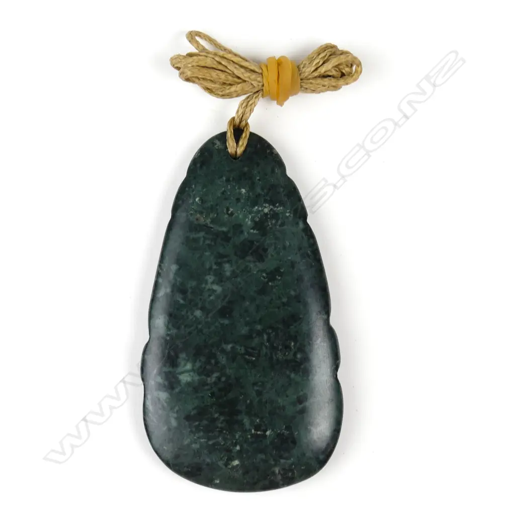 A pounamu koruru pendant Image 1++