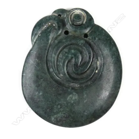 A pounamu koropepe pendant