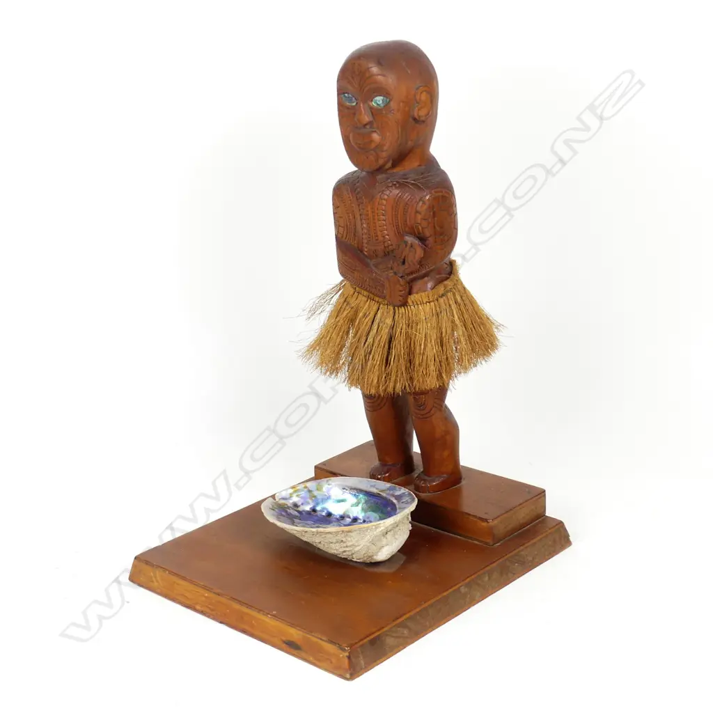 An early 20thC attributed Captain Gilbert Small NZ folk art carved kauri Maori standing figure Image 1++