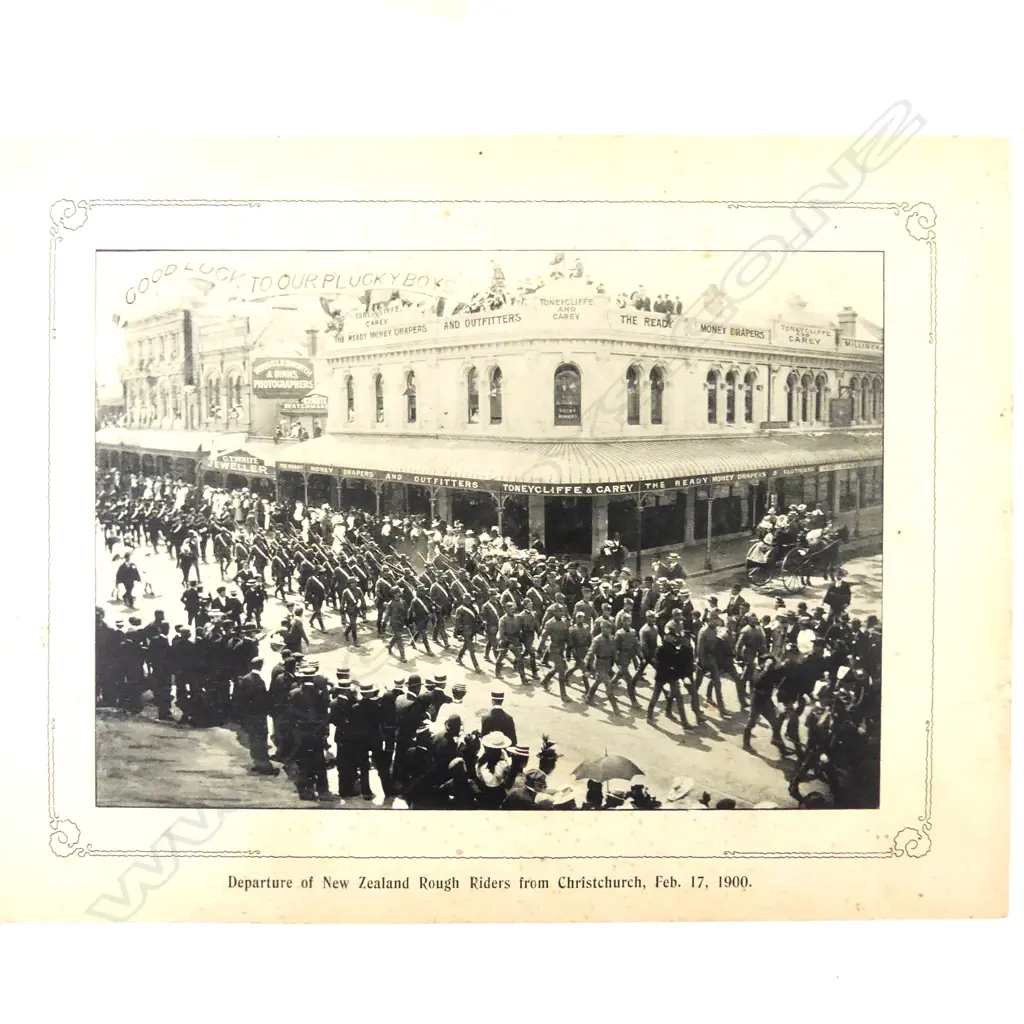 A folder of various ephemera Image 1++