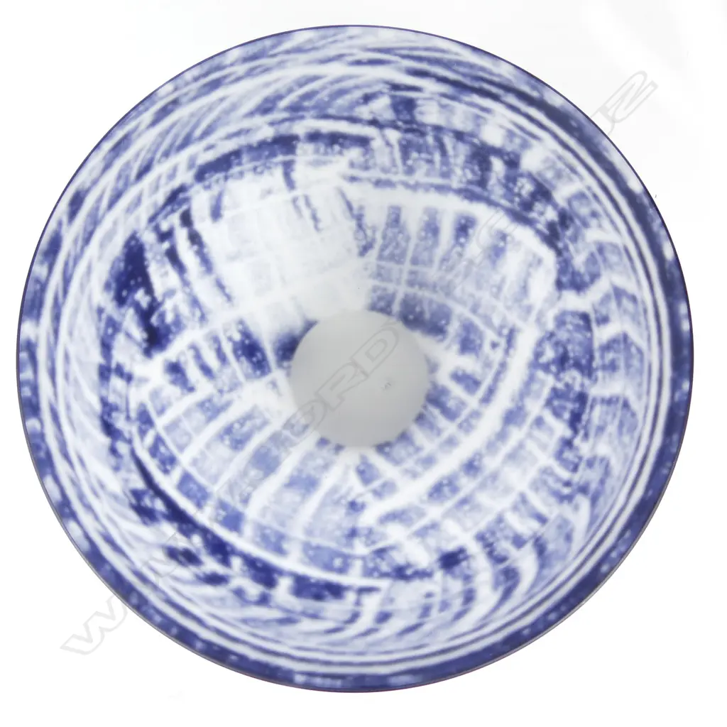 A Mike McGregor studio glass bowl Image 1++