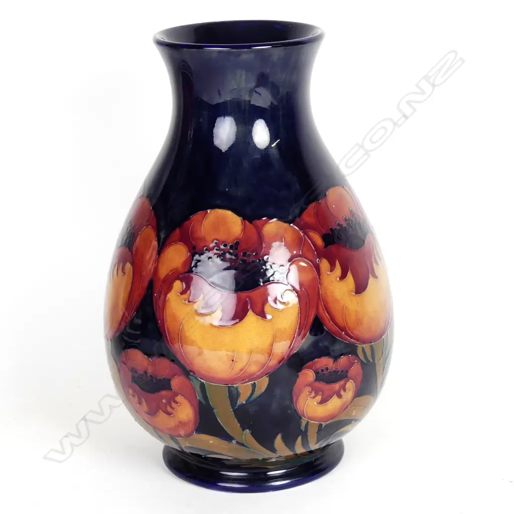 An impressive large William Moorcroft ‘Big Poppy’ vase Image 1++