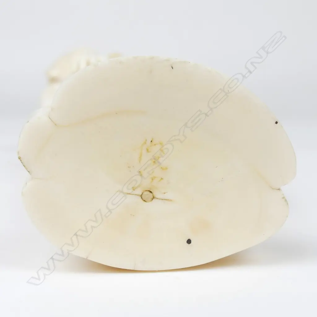 A Meiji period ivory figure of a fisherman Image 1++