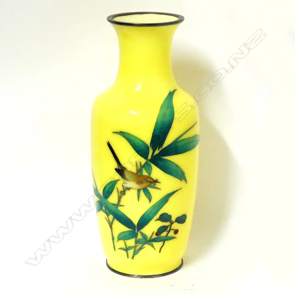 A Japanese Ando cloisonné vase Image 1++