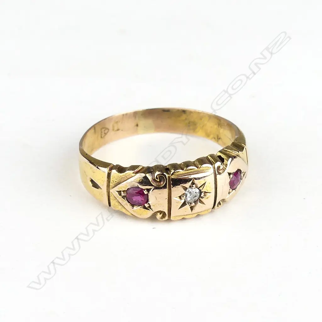 A 15ct gold ruby and diamond ring Image 1++