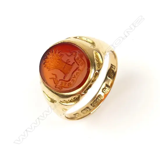 A Victorian 18ct. yellow gold seal ring