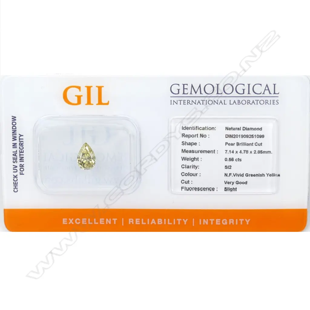 An unset pear cut diamond Image 1++