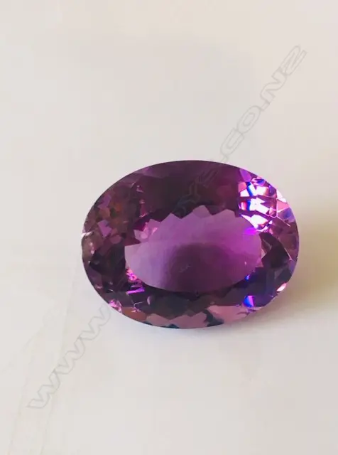 A good 48ct amethyst loose stone Image 1++