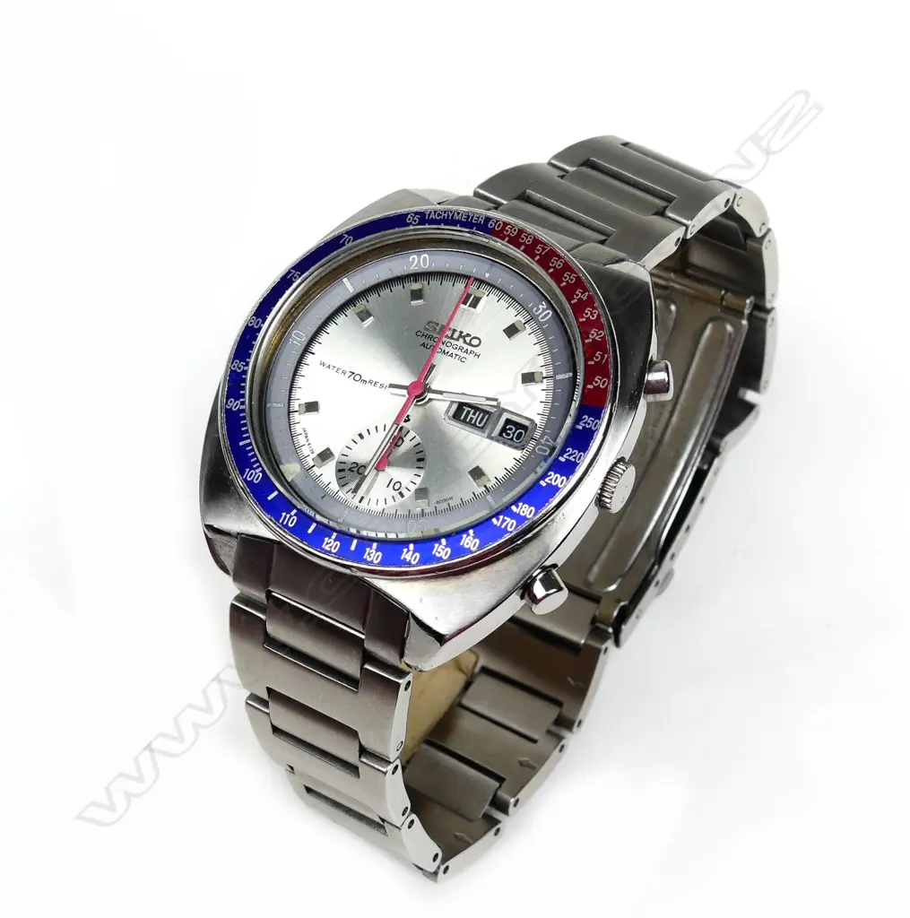 A vintage 1970 Seiko chronograph 6139-6030 automatic wristwatch Image 1++
