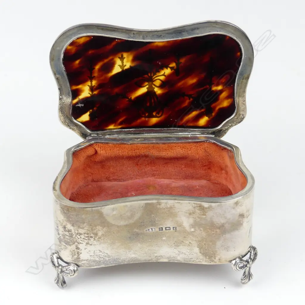 An Edwardian silver and tortoiseshell pique work jewel box Image 1++