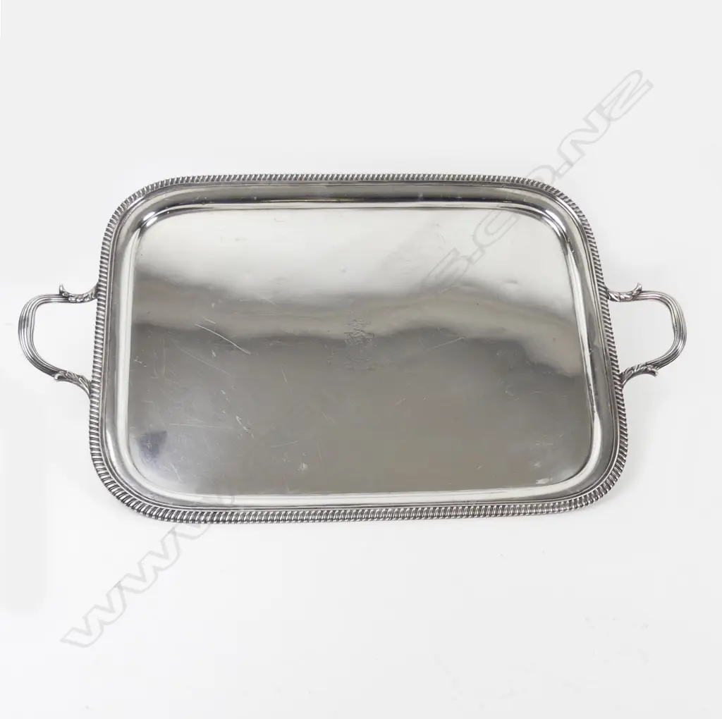A good George III silver banquet tray Image 1++