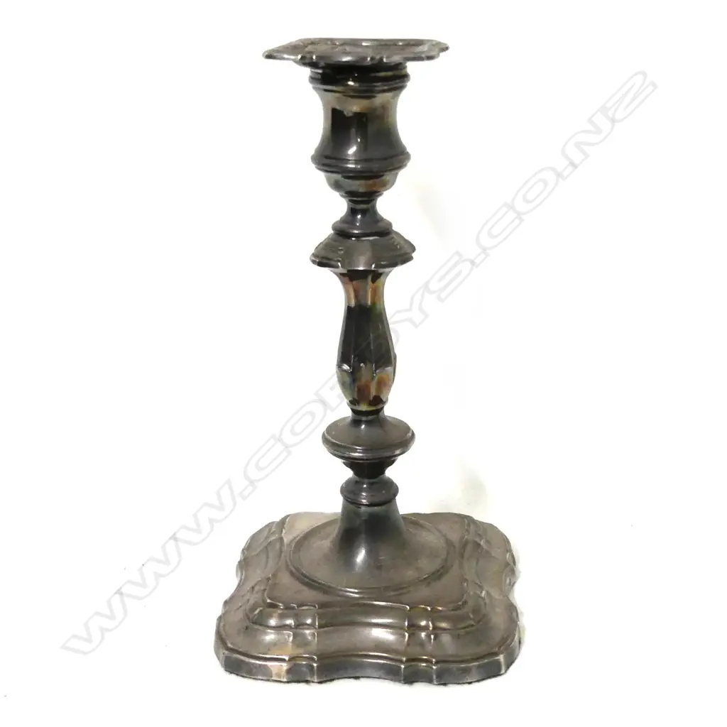 A silver candlestick Image 1++