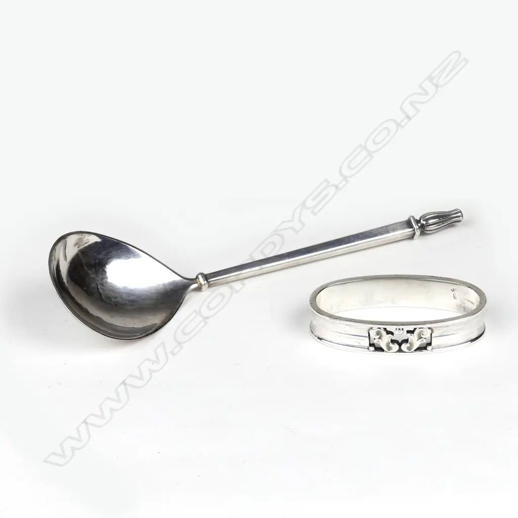 Two silver items Image 1++