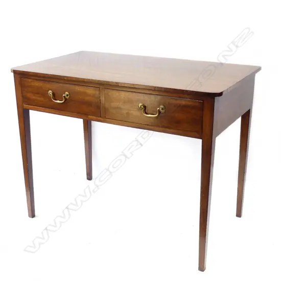 A mahogany Georgian hall table