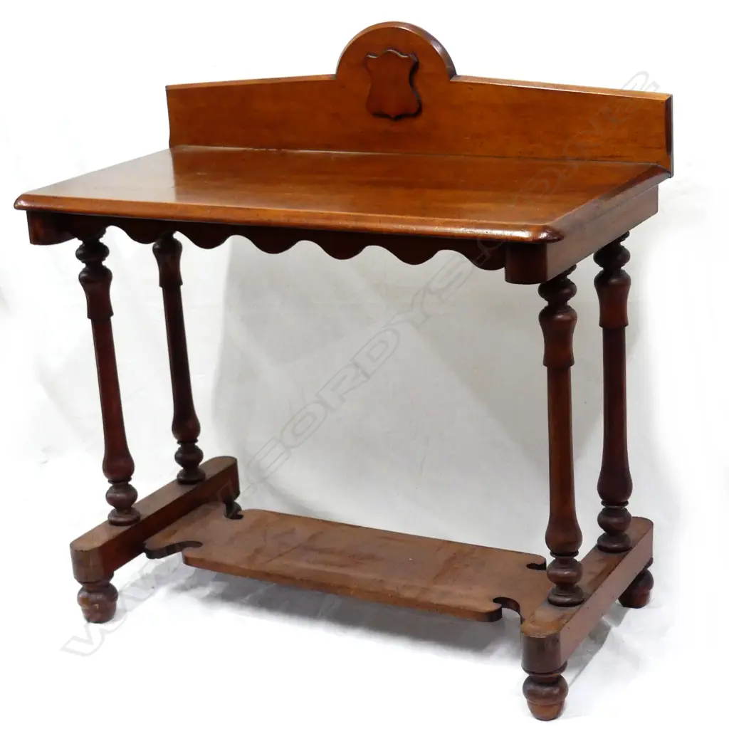 A Victorian Kauri hall table Image 1++