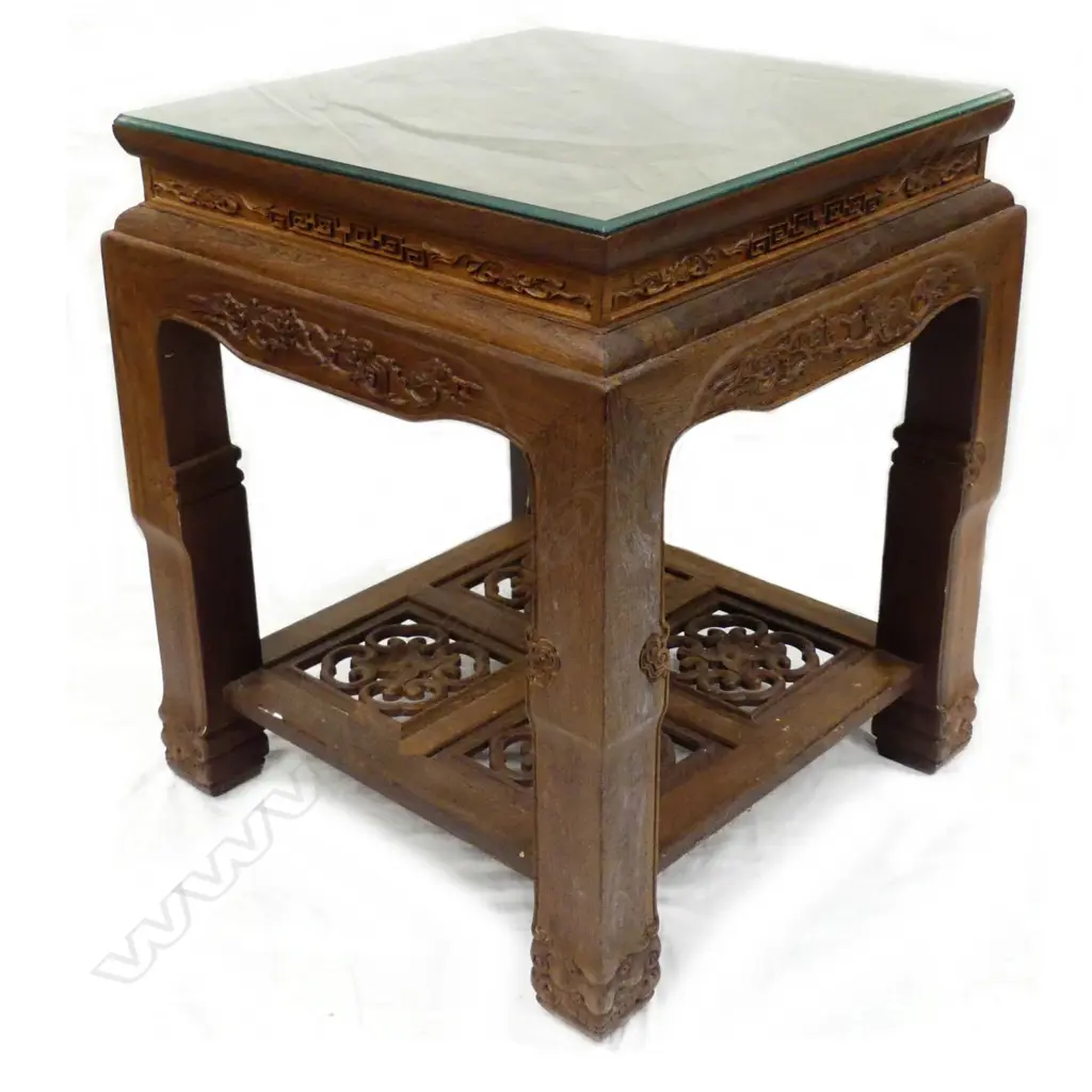 A Chinese rosewood occasional table Image 1++