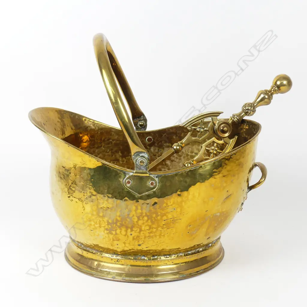 A brass helmet coal scuttle Image 1++