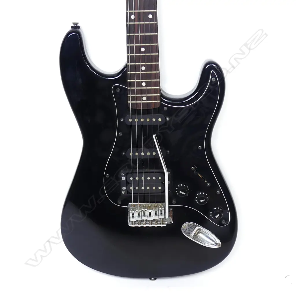 A Japanese Buroze 1980s 'Stratocaster' electric guitar Image 1++