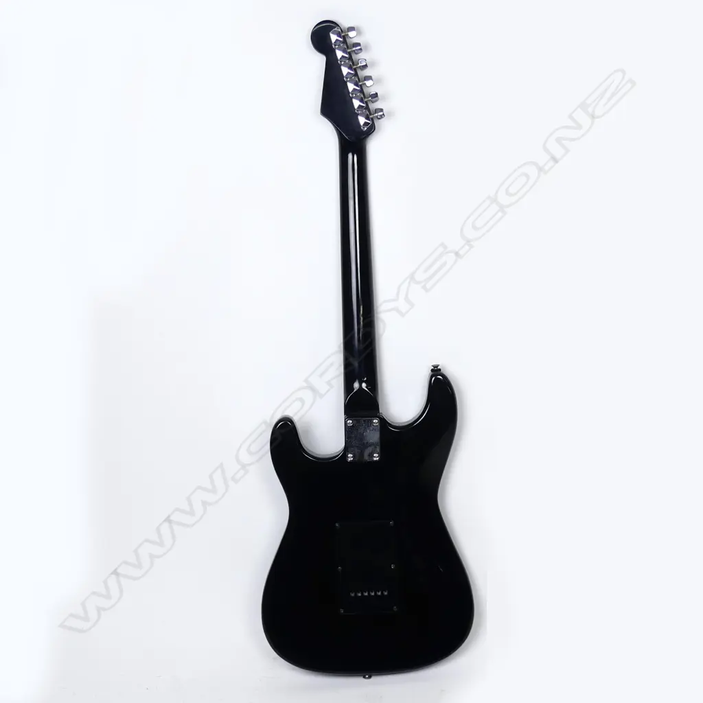 A Japanese Buroze 1980s 'Stratocaster' electric guitar Image 1++