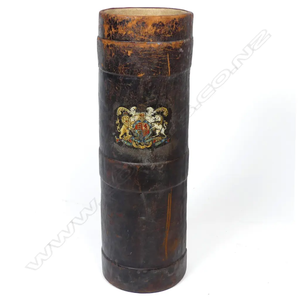 A British Naval cordite charge bucket (Clarkson Case) Image 1++