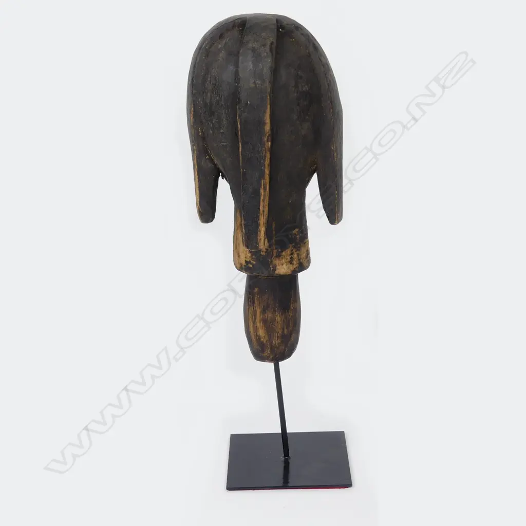 A vintage Fang figure from the Gabon Image 1++