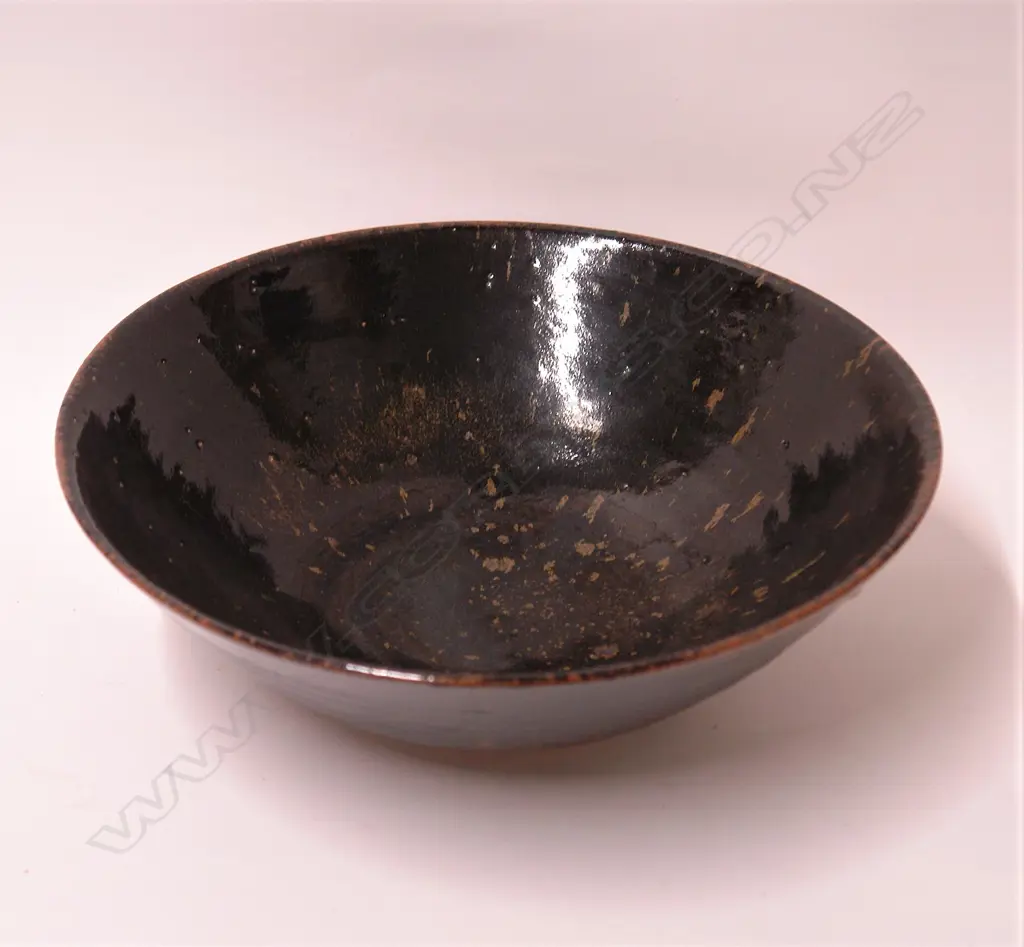 Len Castle flared bowl Image 1++