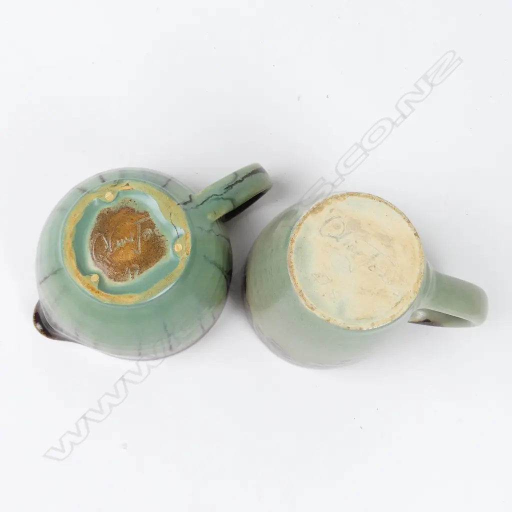 Olive Jones green small jug and mug Image 1++