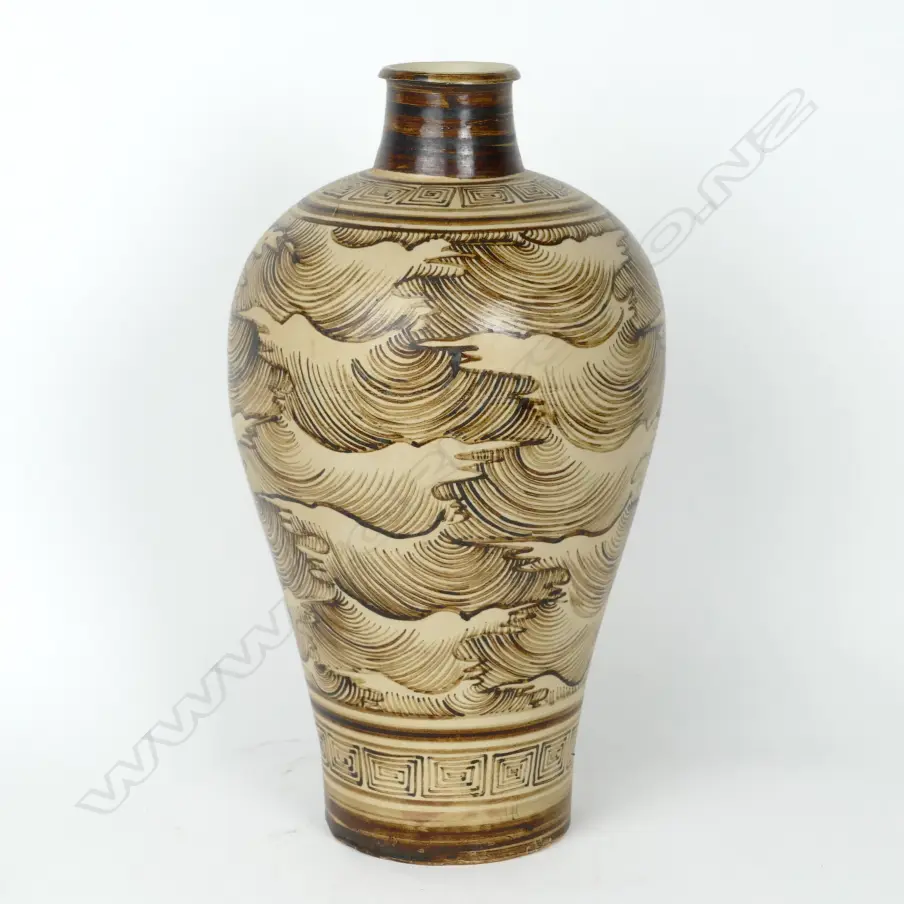 CHINESE CIZHOU VASE Image 1++