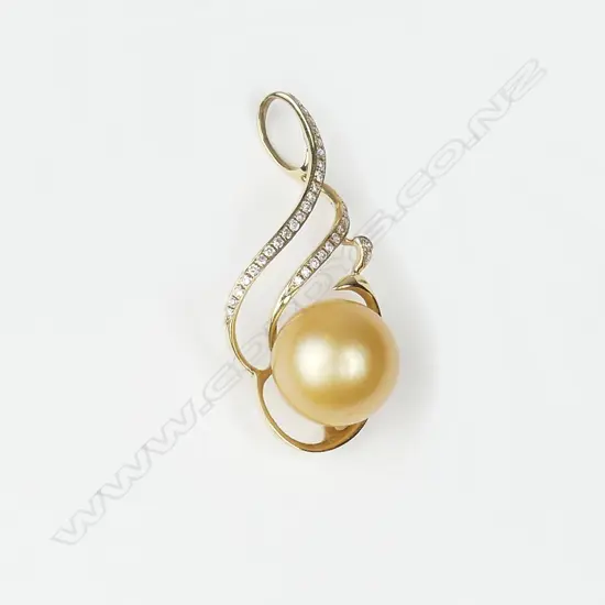A 14ct gold diamond and pearl pendant
