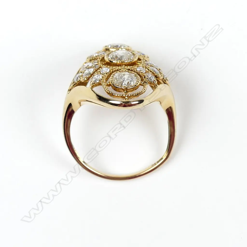 A 14ct gold and diamond Art Deco style ring Image 1++