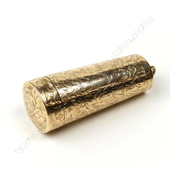 A 1911 engraved yellow gold case for a cigar holder