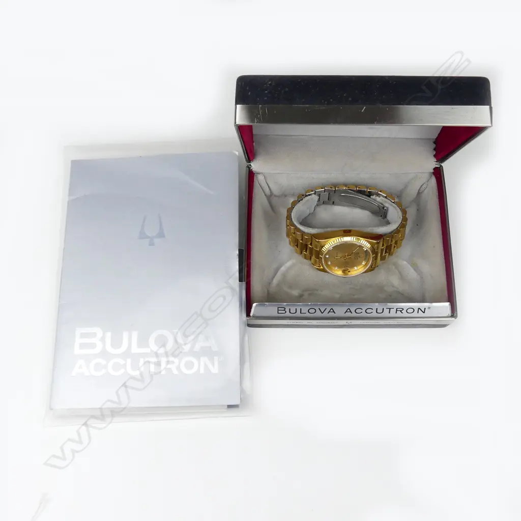 A Bulova Super Seville gent's wristwatch Image 1++