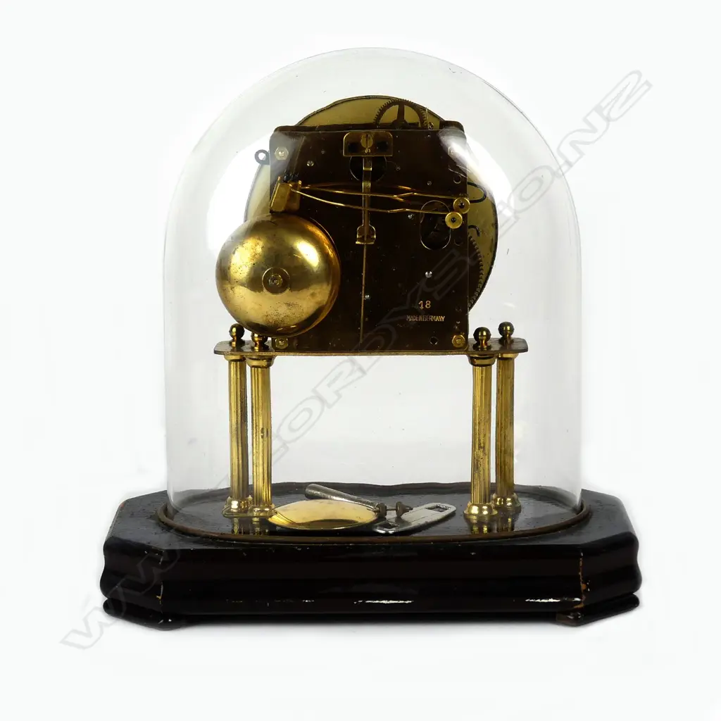 An early/mid 20thC German domed clock Image 1++