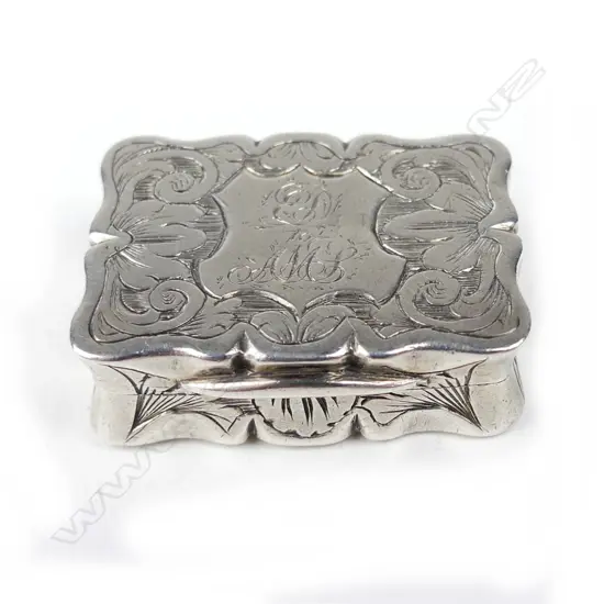 A Victorian silver vinaigrette