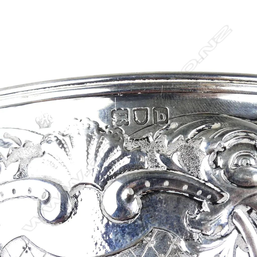 A Victorian silver rose bowl Image 1++