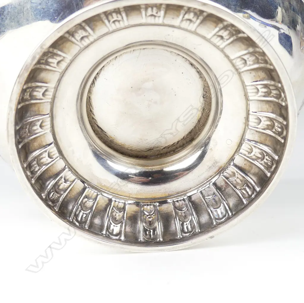 A Victorian silver rose bowl Image 1++
