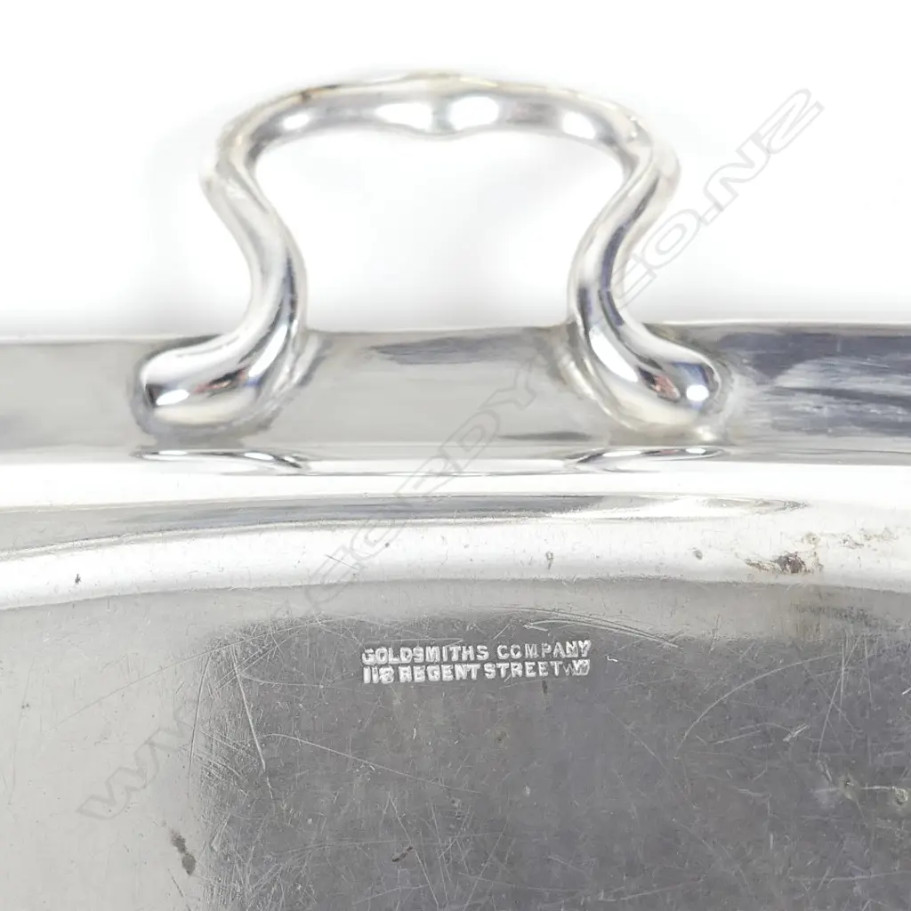 A heavy Victorian silver entree dish and cover Image 1++