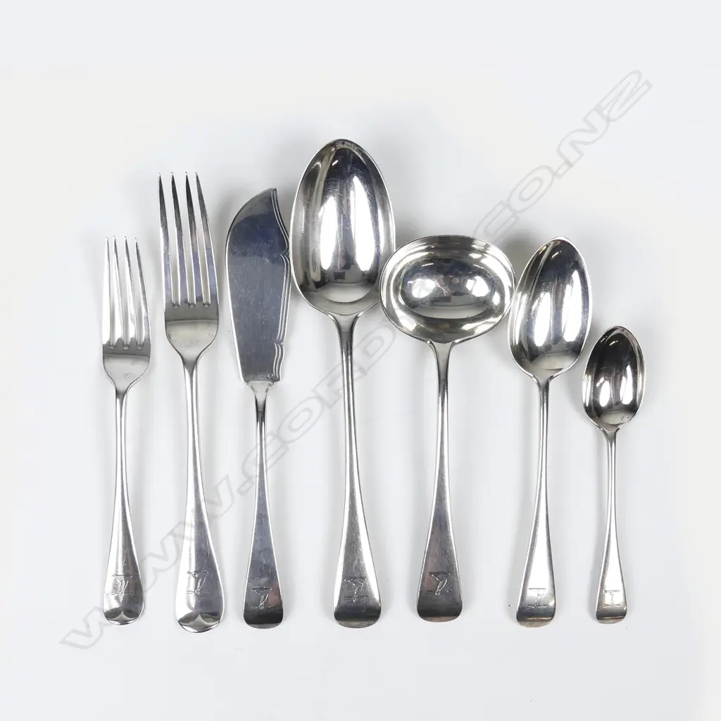 A Victorian silver 41 piece cutlery service Image 1++
