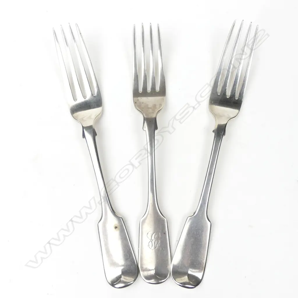 Three silver table forks Image 1++