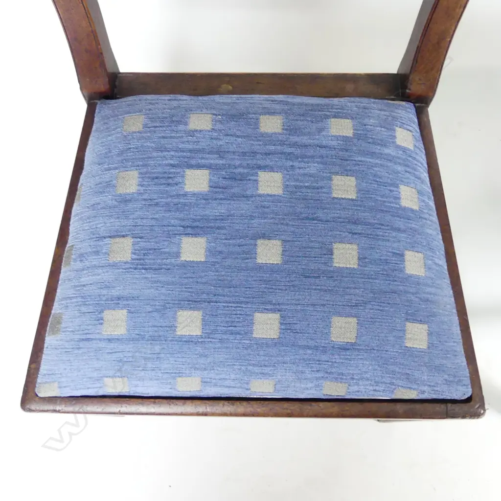 A set of six William IV mahogany dining chairs Image 1++