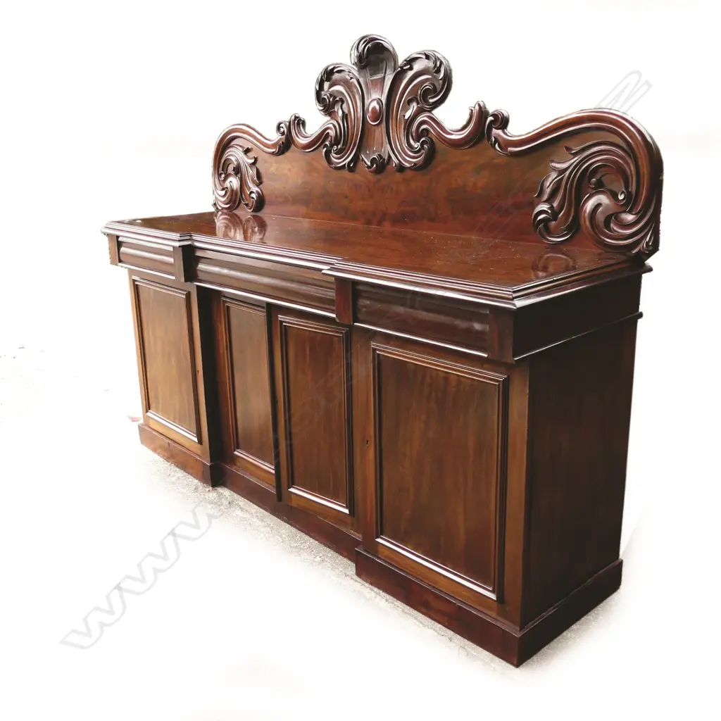 A William IV mahogany sideboard Image 1++