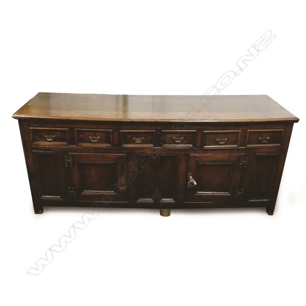 An oak dresser base Image 1++