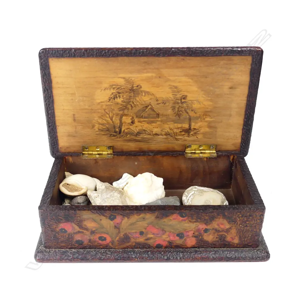 A kauri pokerwork trinket box Image 1++