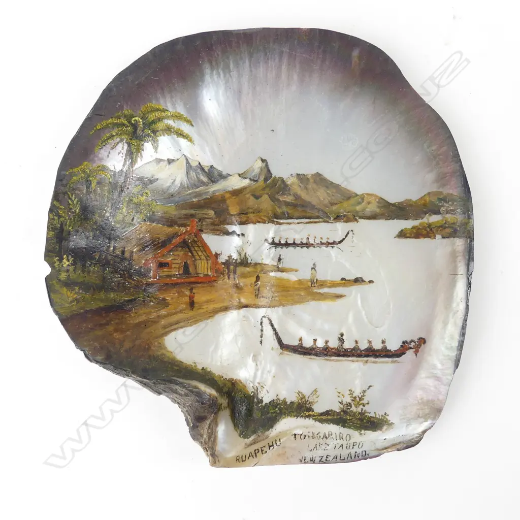 A painted shell in the manner of John Philemon Backhouse Image 1++