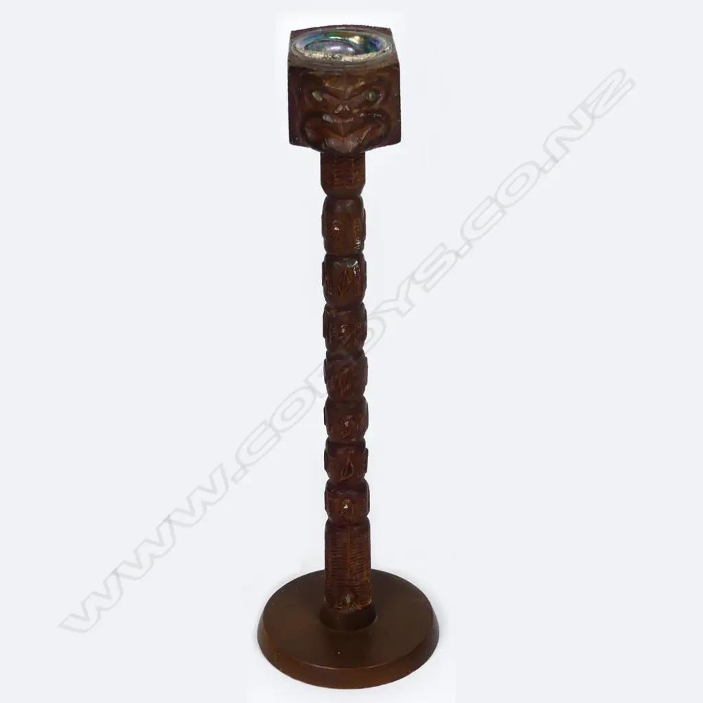 A Maori folk art carved smoker's stand Image 1++