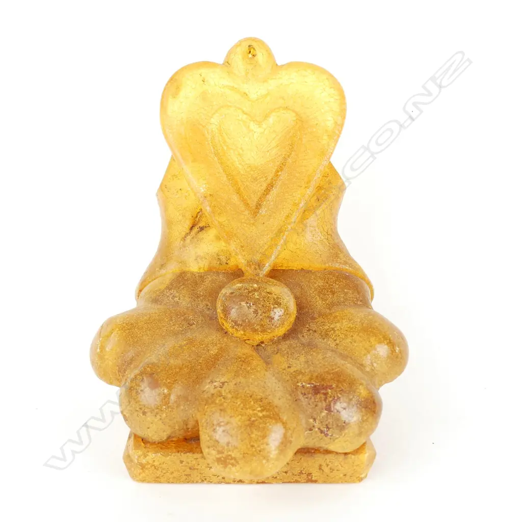 A c.1900 kauri gum sculpture Image 1++