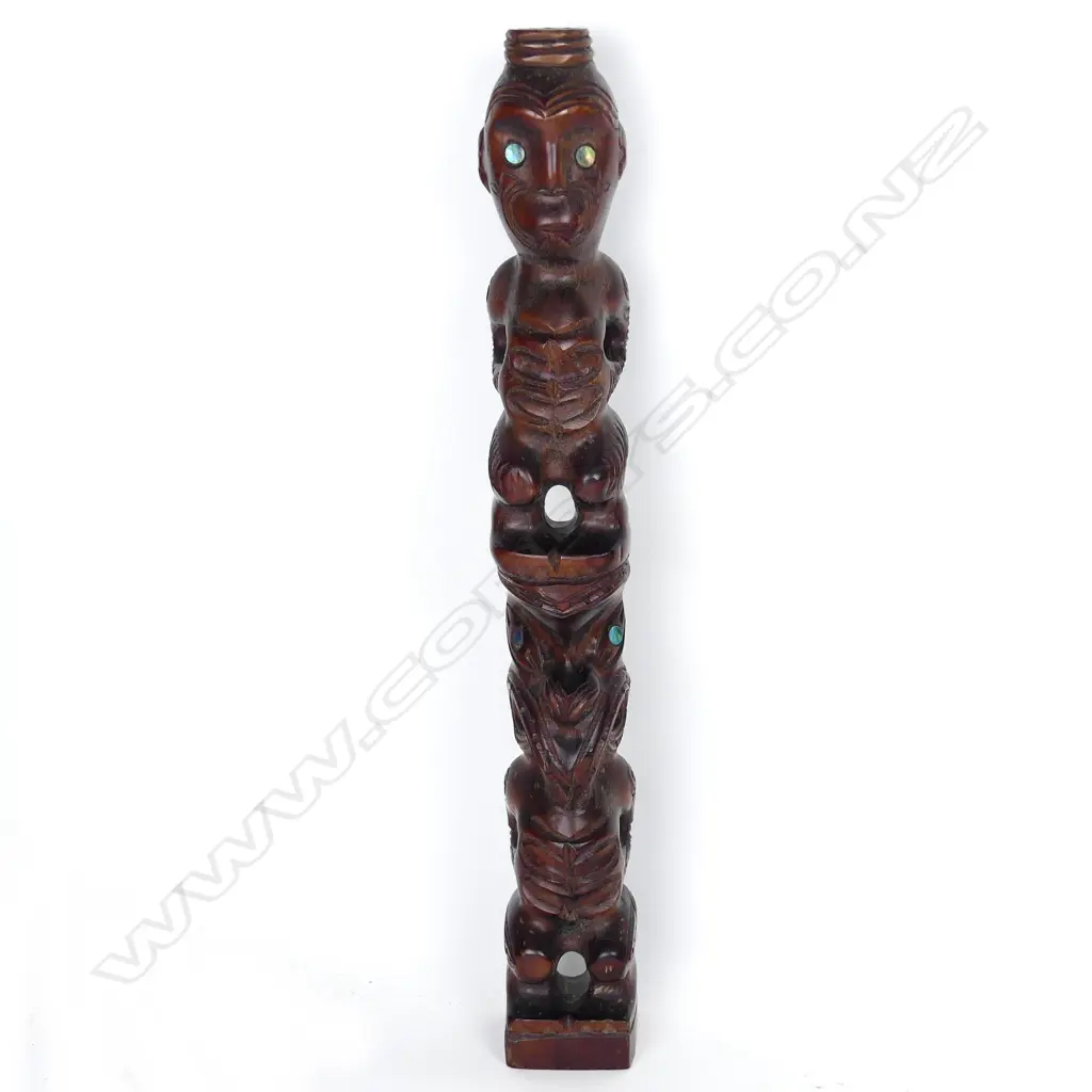 A 'Rangatira Souvenir' poutokomanawa carving Image 1++